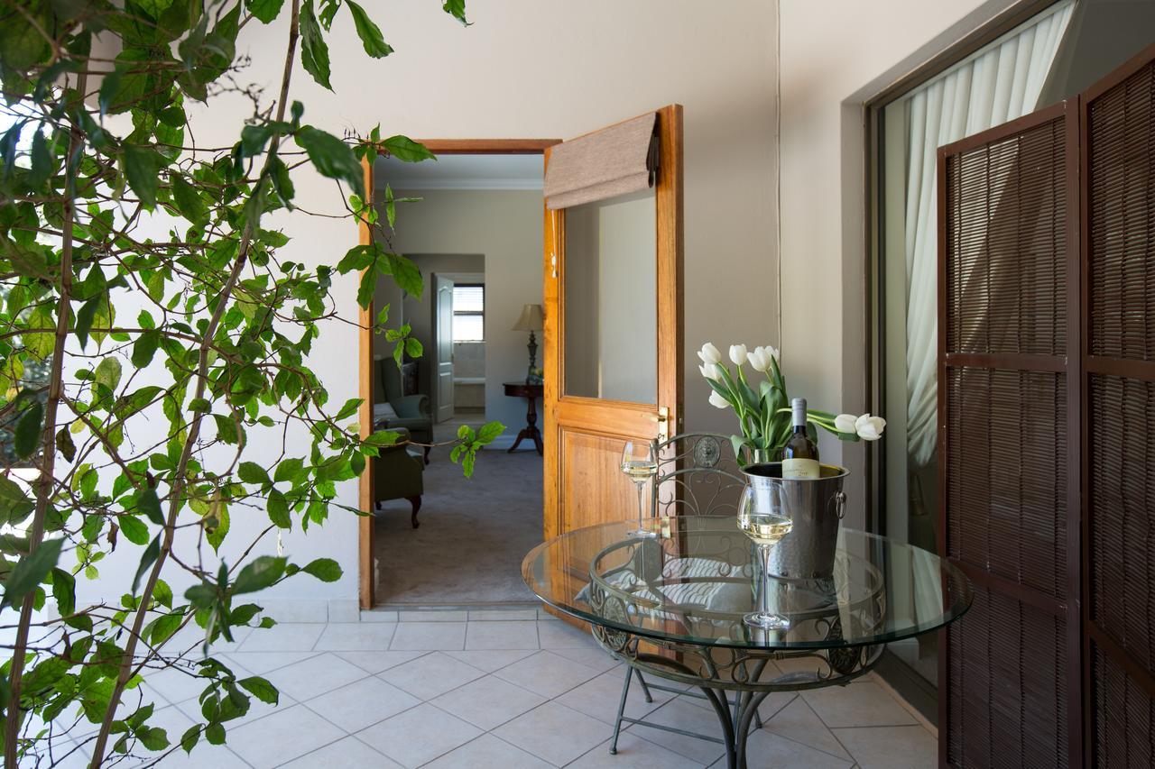 Bed and Breakfast 58 On Hume Johannesburg Esterno foto